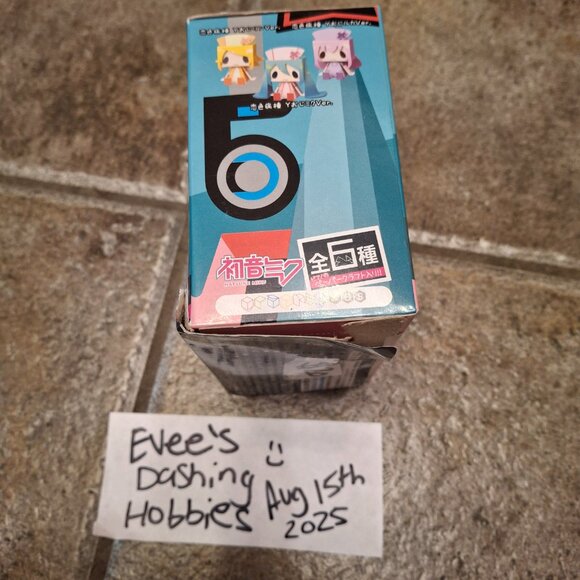 Vocaloid Kagamine Rin 2014 Spring Ver Graphig ++ Koiro Byoutou ver. Cospa - Picture 3 of 5